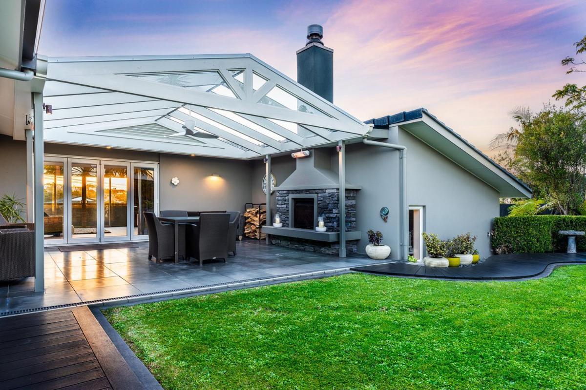 Private Luxury Waterfront Spa Villa Auckland Exteriör bild