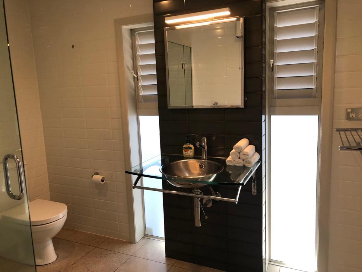 Private Luxury Waterfront Spa Villa Auckland Exteriör bild